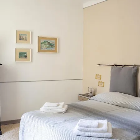 Casa Vacanze Nel Centro Storico Di Fermo Happy Song Exterior photo