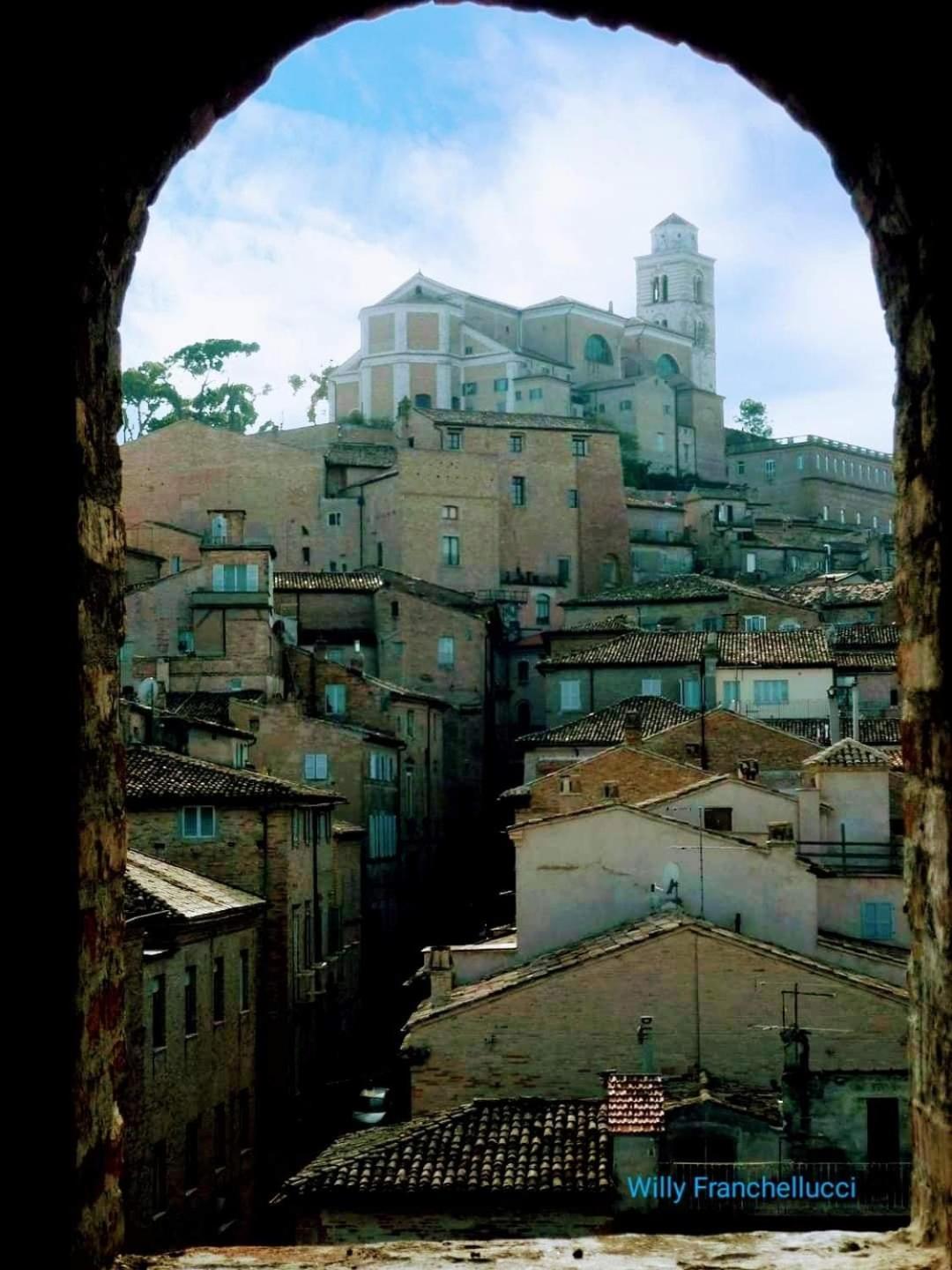 Holiday home Nel Centro Storico Di Happy Song Fermo